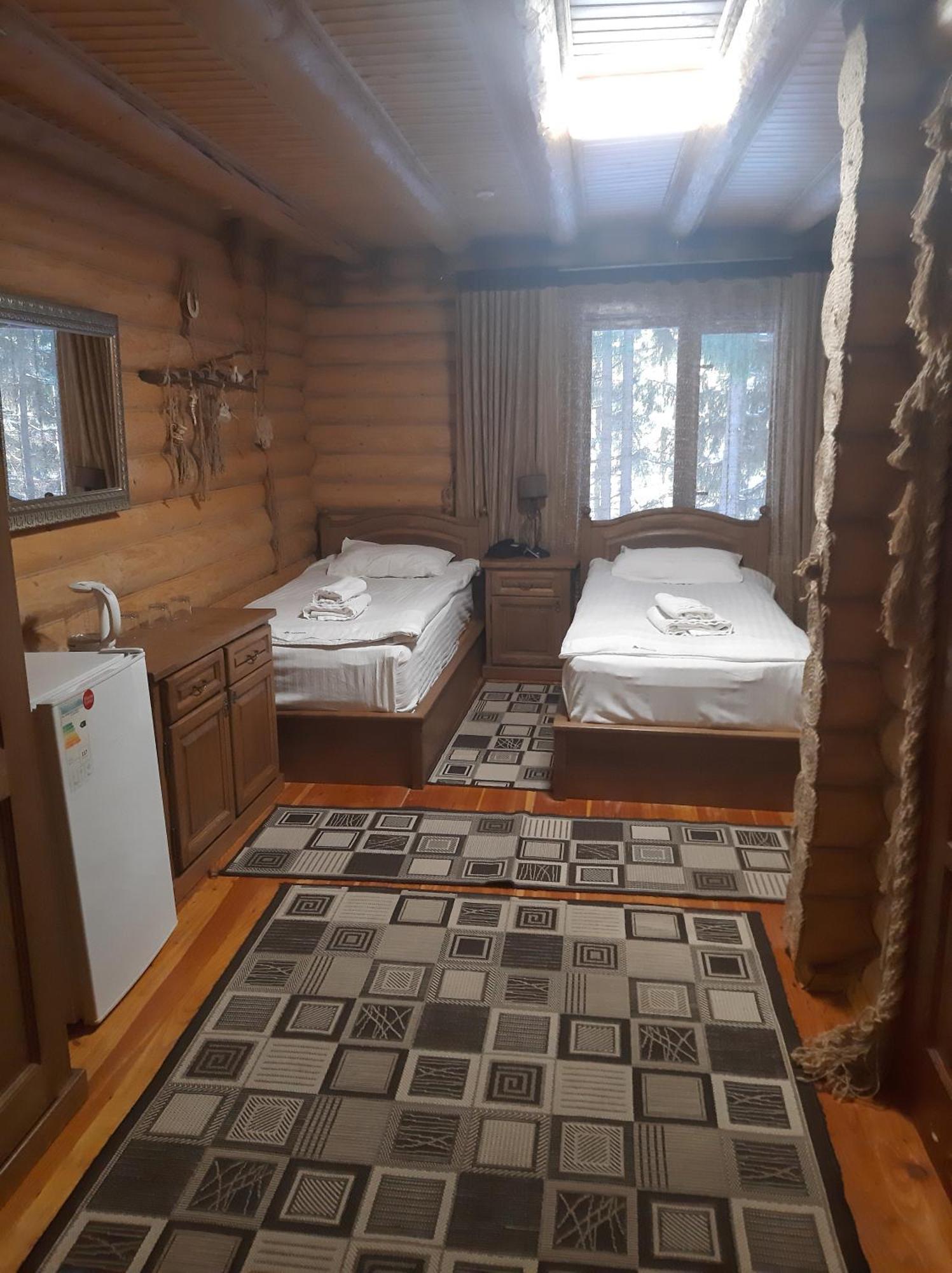 Арніка Hotel Synevyrs'ka Polyana Ngoại thất bức ảnh